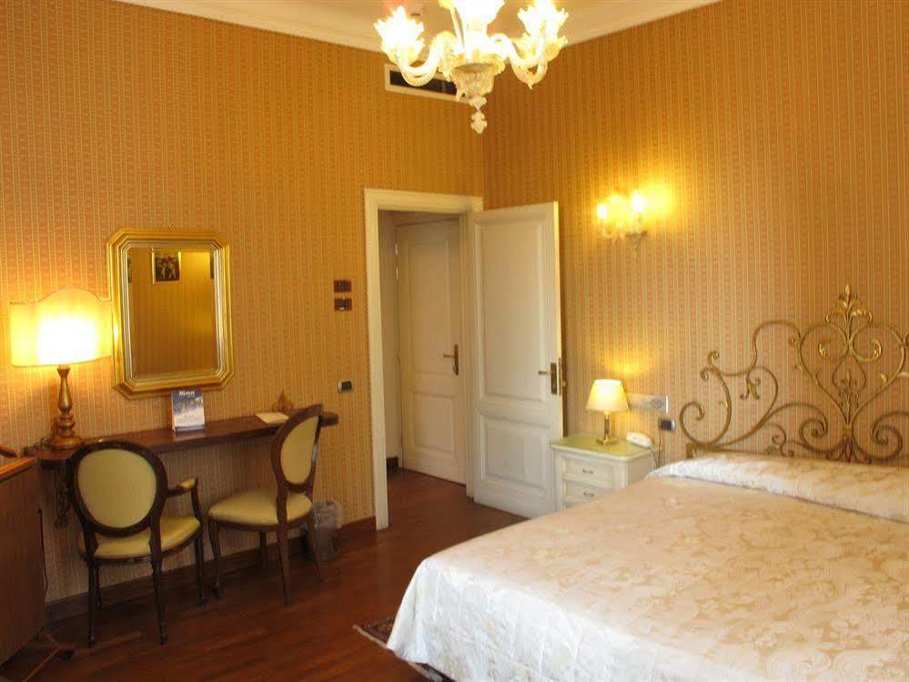 C-Hotels De Rose Palace Florença Exterior foto